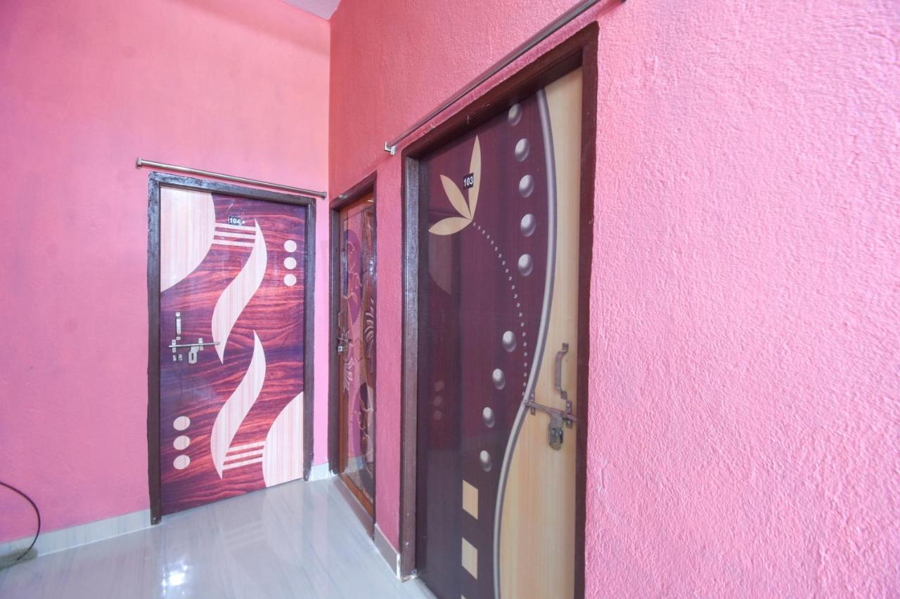 Spot On 75786 Urban Village Hotel Kolkata